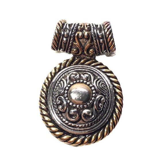 Sterling Silver & Gold-Toned Oval Pendant With Intricate Design & Rope Border - Picture 1 of 2